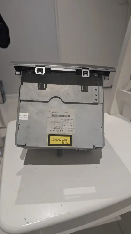 Mazda BT-50/Ford Ranger - OEM Car Radio Head (2006-2011) PRICED FOR QUICK SALE image 3