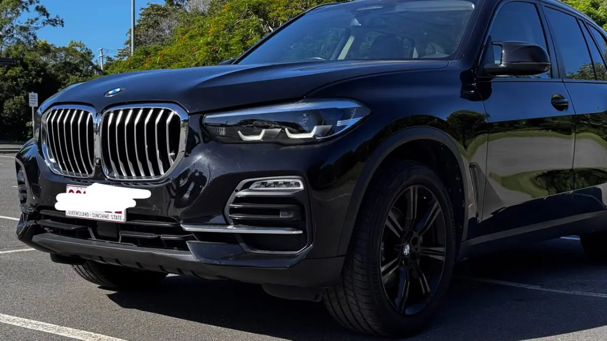 BMW X5 G05 Front Bumper OEM With Fog Lights image 3
