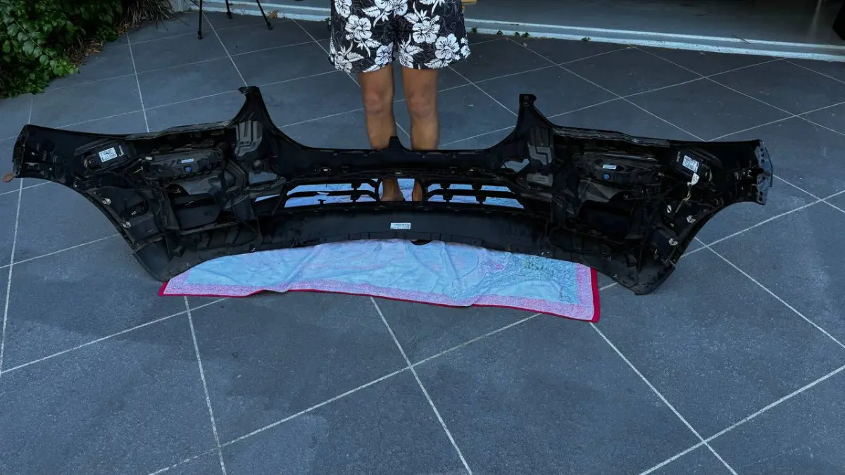 BMW X5 G05 Front Bumper OEM With Fog Lights image 6