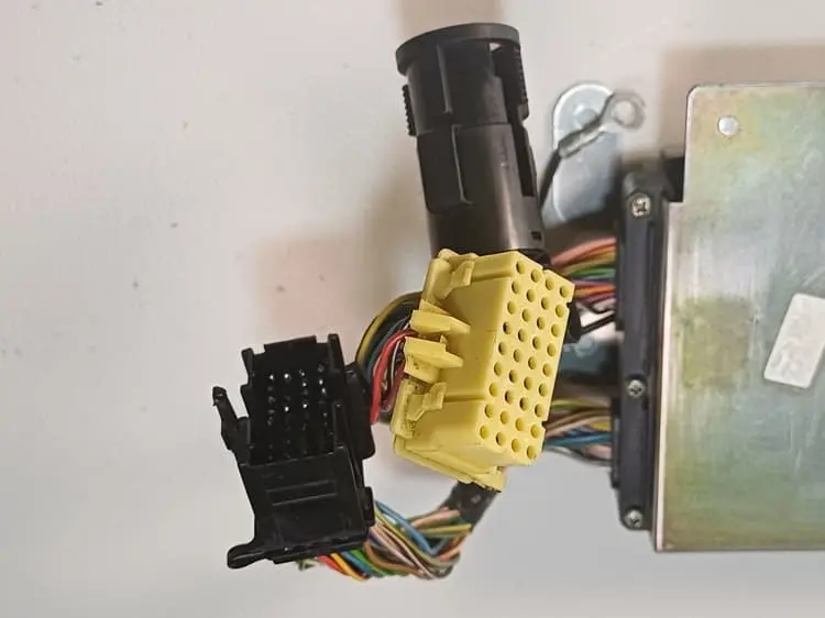 1990 Jaguar XJ40 Sovereign 4.0 ECU Module Microprocessor DBC4966 Issue 2 image 2