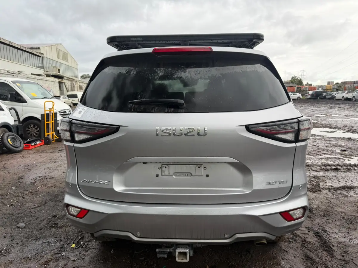 2022 Isuzu MU-X – ALL PARTS AVAILABLE FOR SALE image 5